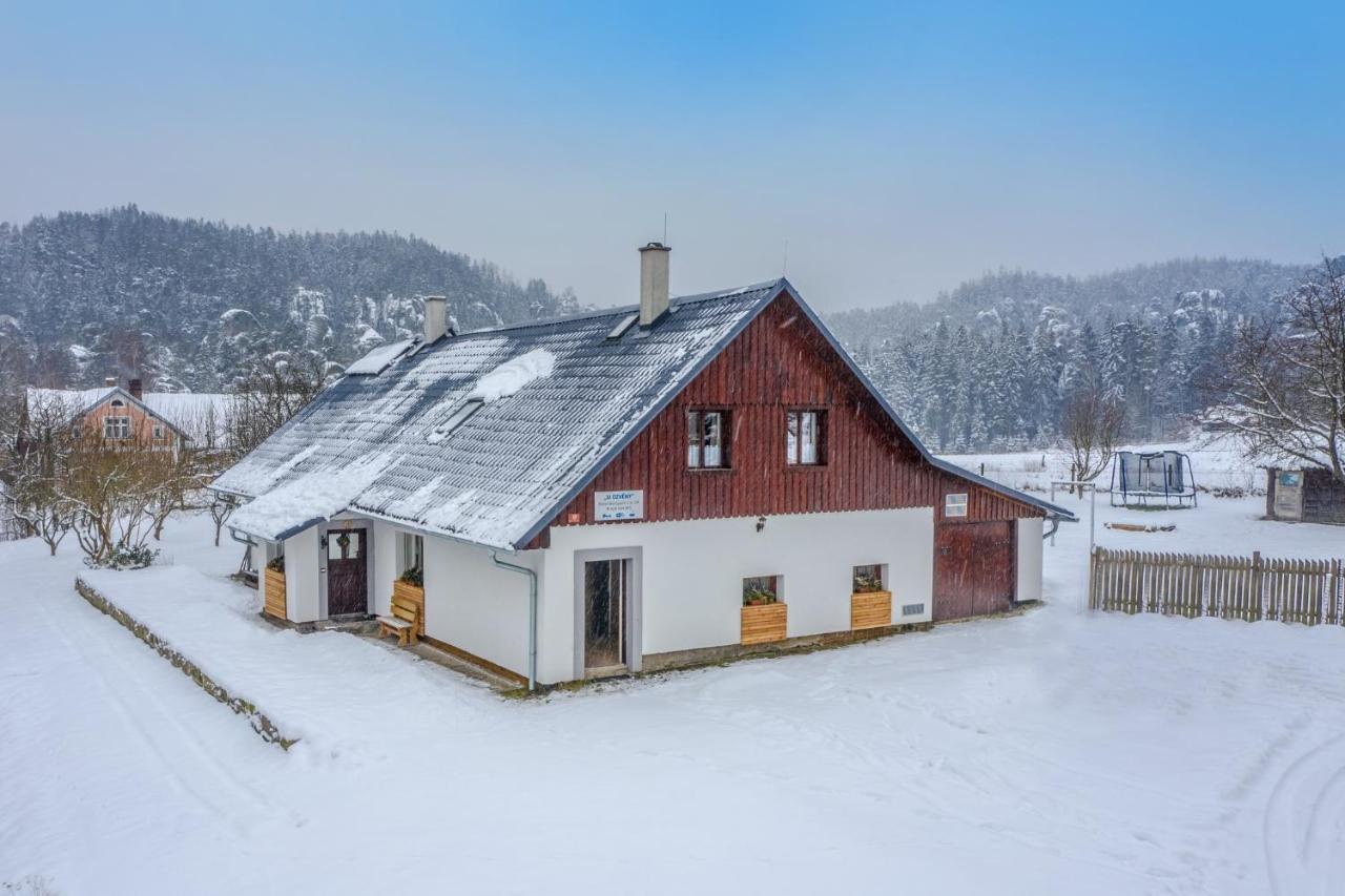 U Ozveny Hotel Dolni Adrspach Buitenkant foto